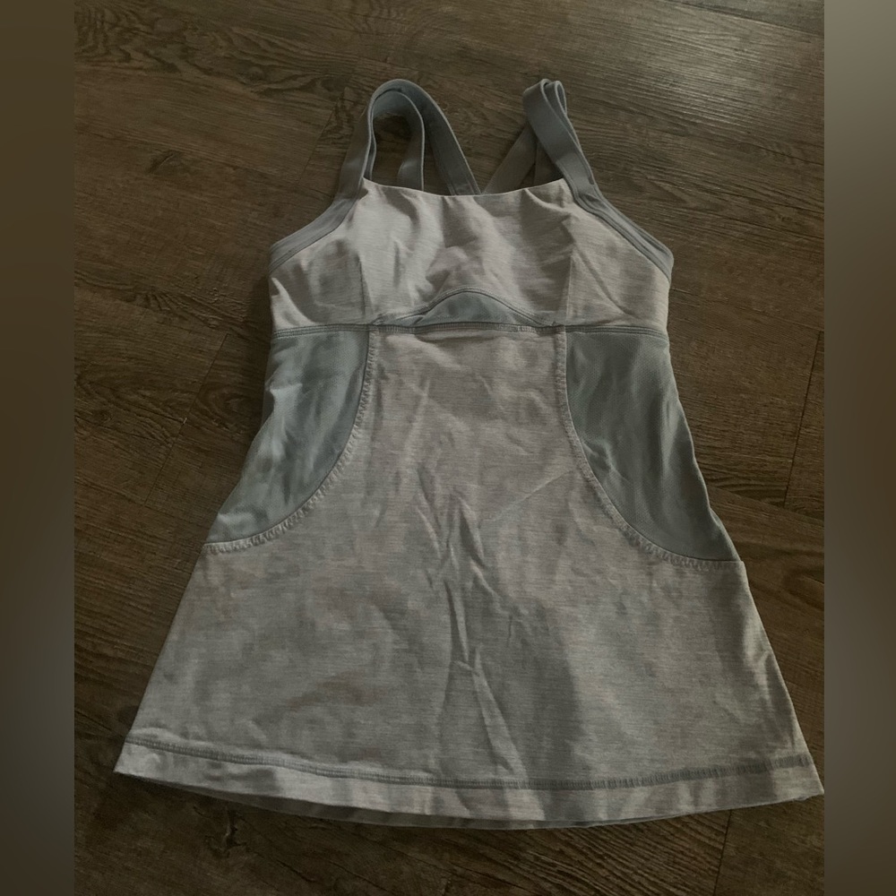Lululemon tank top